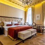 Grandhotel Pupp Hotel 5*