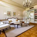 Hotel Grandhotel Pupp 5*