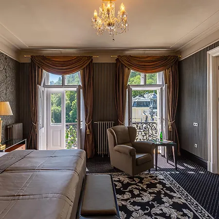 Grandhotel Pupp Hotell