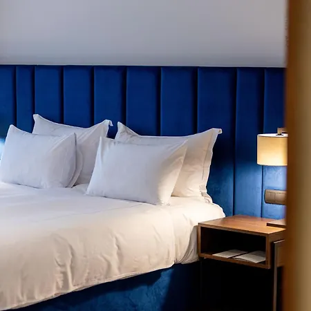 Grandhotel Pupp Hotell 5*