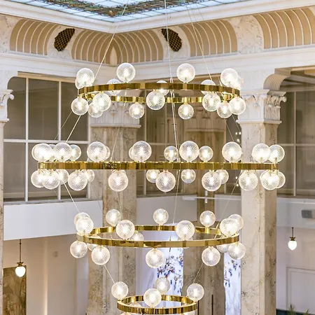 מלון Grandhotel Pupp