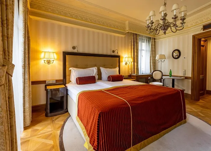 Hotel Grandhotel Pupp 5*