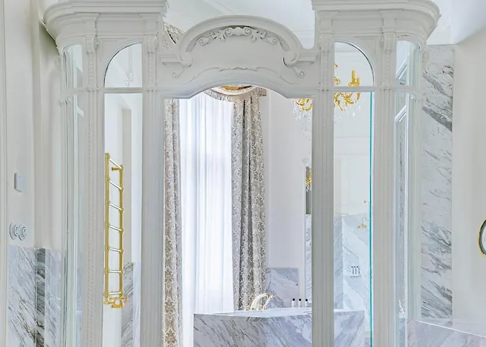 Grandhotel Pupp Hotel 5*