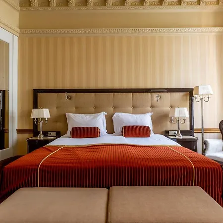 Hotel Grandhotel Pupp 5*